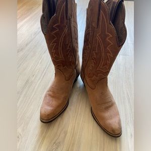 Women’s Tony Lama leather Midcalf cowgirl round tie boot